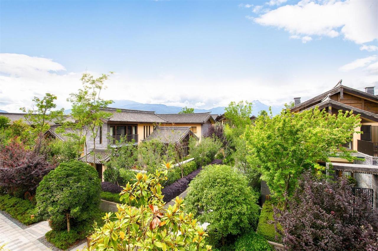 Howard Johnson Jinlin Plaza Lijiang Lijiang  Exterior foto